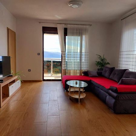 Apartmani Ivana Novi Novi Vinodolski Eksteriør billede