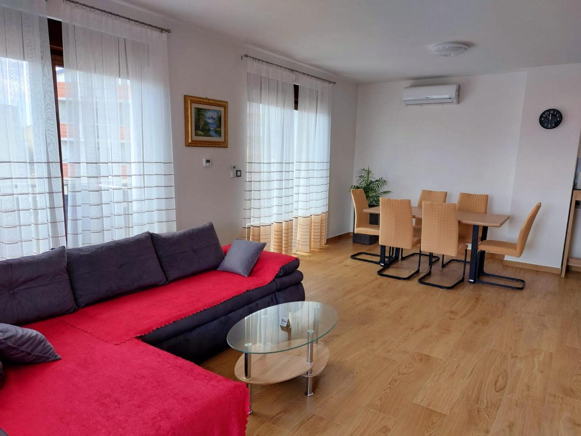Apartmani Ivana Novi Novi Vinodolski Eksteriør billede