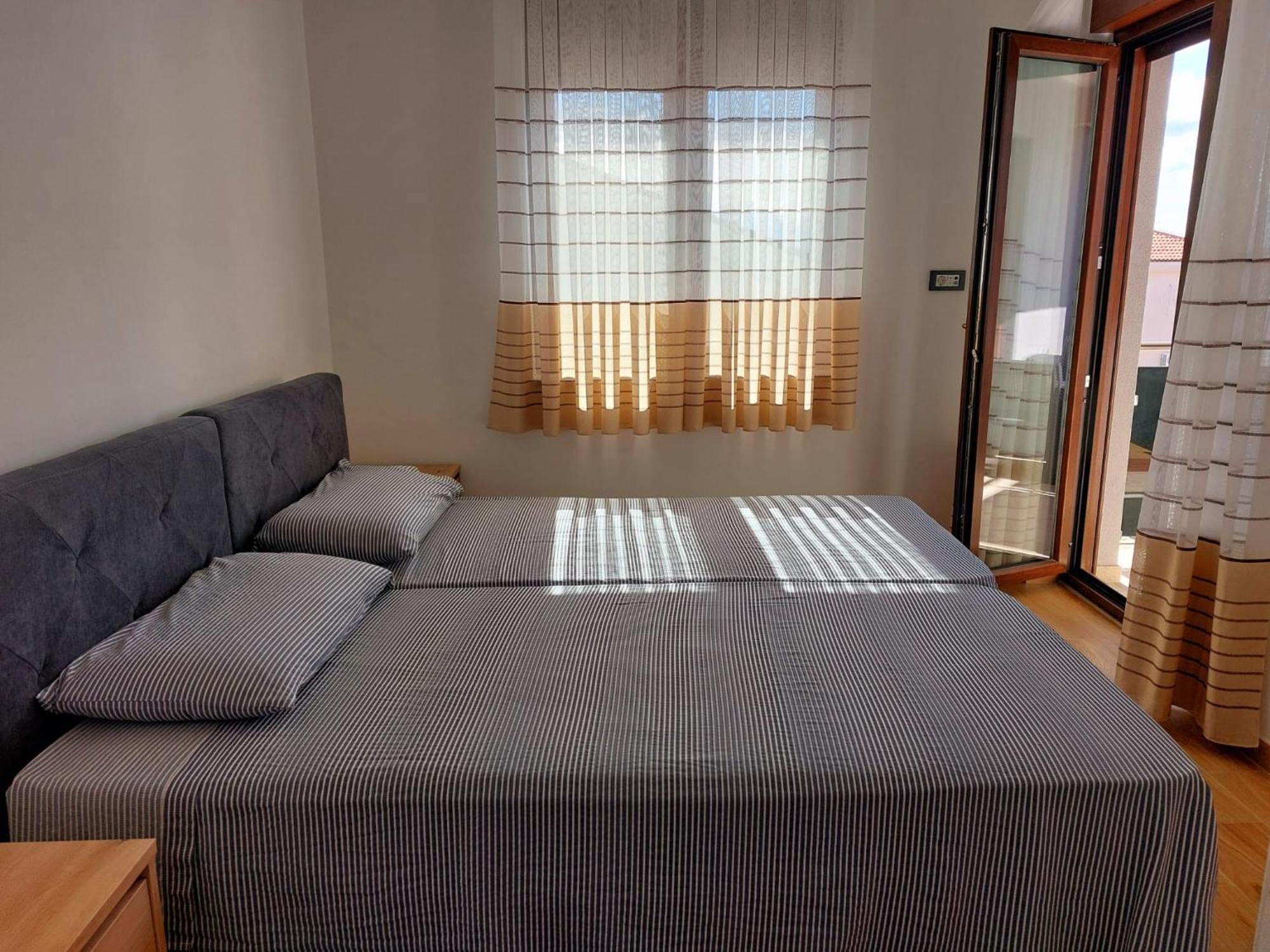 Apartmani Ivana Novi Novi Vinodolski Eksteriør billede