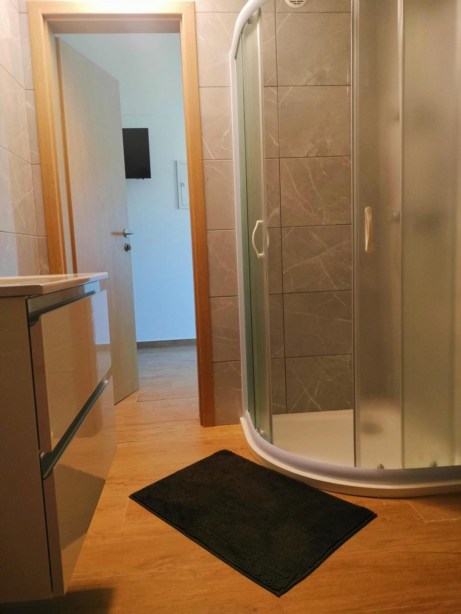 Apartmani Ivana Novi Novi Vinodolski Eksteriør billede