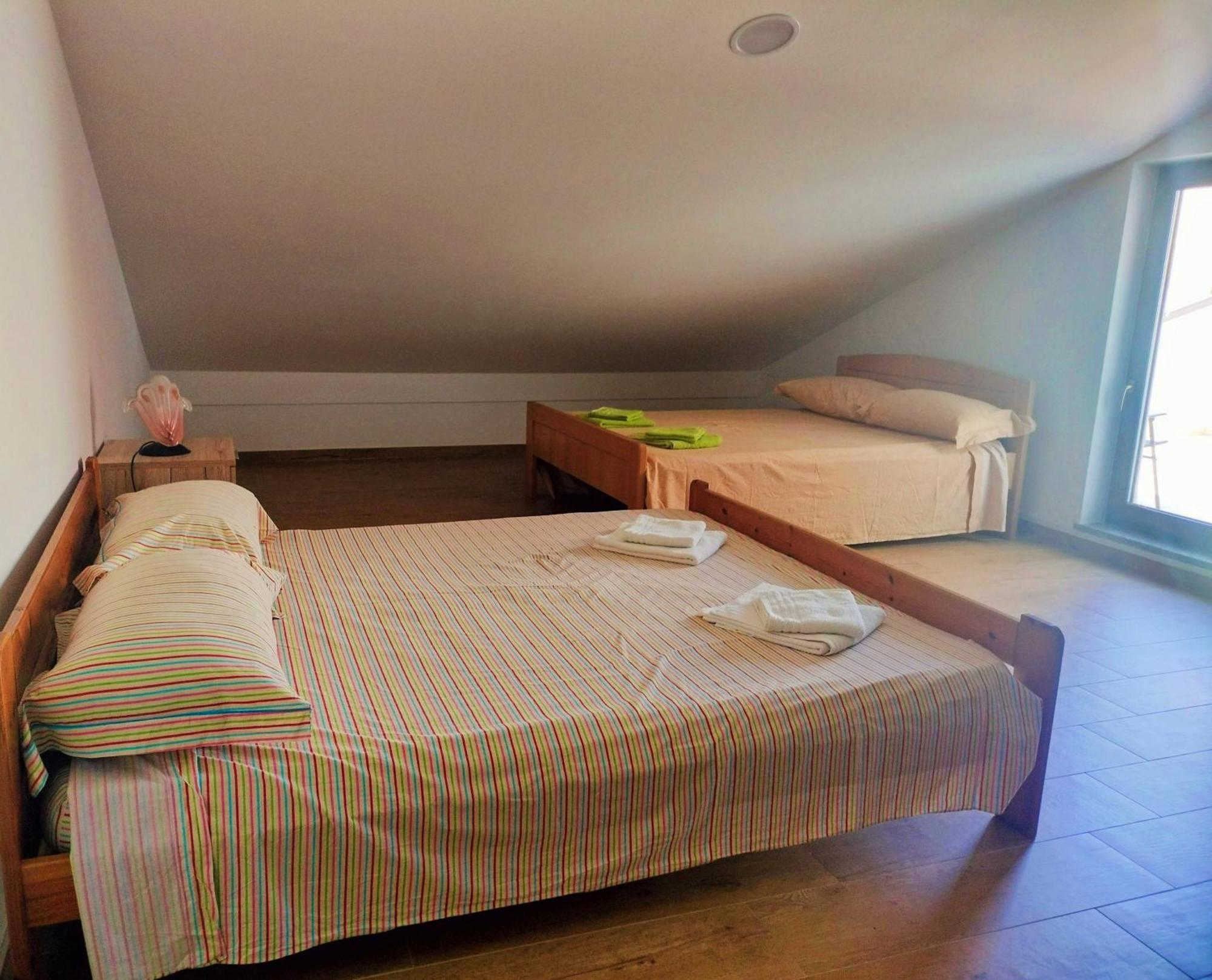 Apartmani Ivana Novi Novi Vinodolski Eksteriør billede